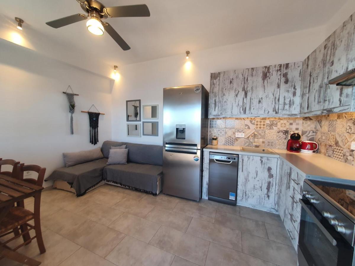 Fanni's Blue Apartment Agios Georgios  Екстериор снимка