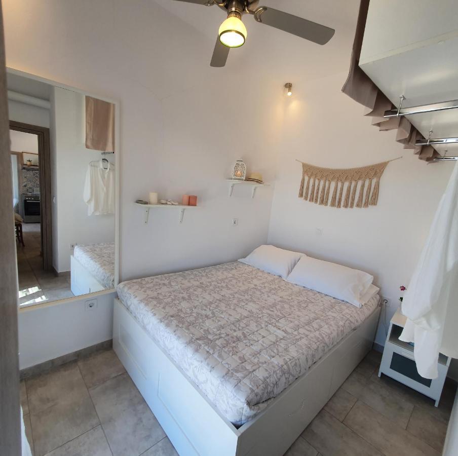 Fanni's Blue Apartment Agios Georgios  Екстериор снимка