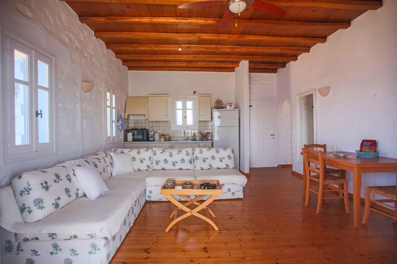 Fanni's Blue Apartment Agios Georgios  Екстериор снимка