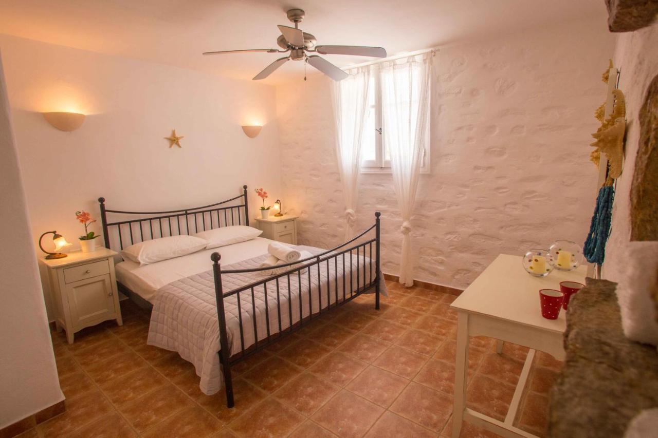 Fanni's Blue Apartment Agios Georgios  Екстериор снимка
